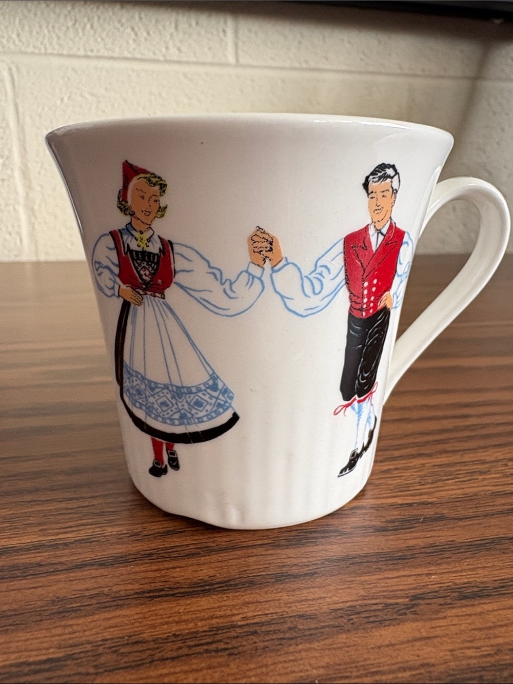 1970s Figgjo Flint Norway Hardanger Folk Dancers Small Coffee Tea Cup